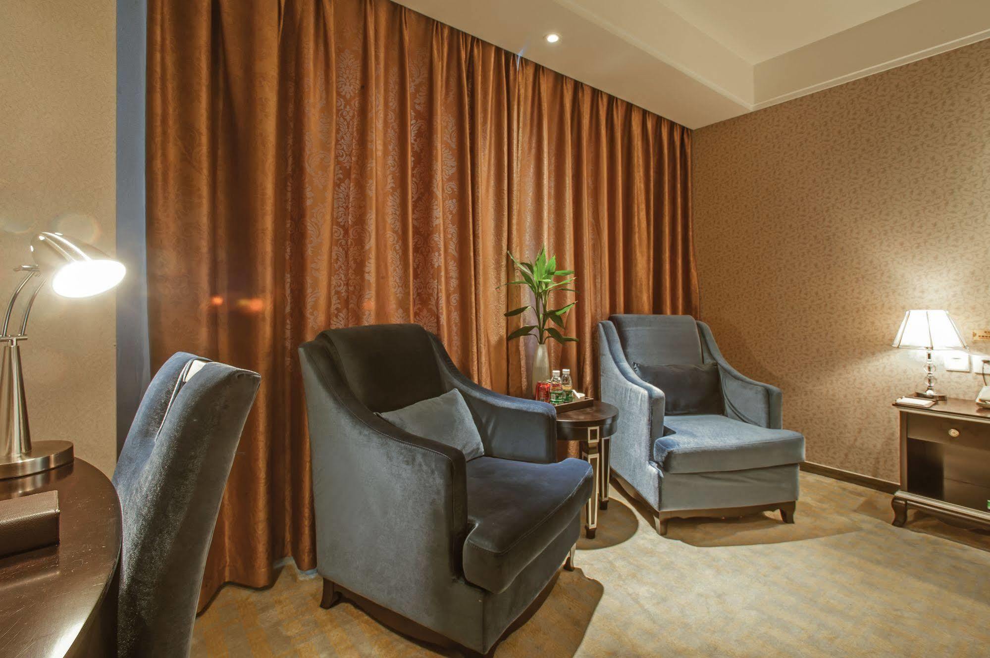 Chengdu Xuanya Yingyue Hotel Ngoại thất bức ảnh